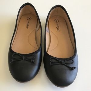 GIRLS BLACK SHOES SIZE 3